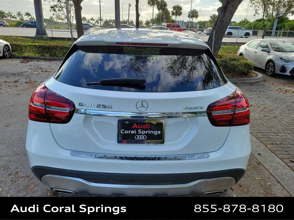 Thumbnail: 2020 Mercedes-Benz GLA - 13