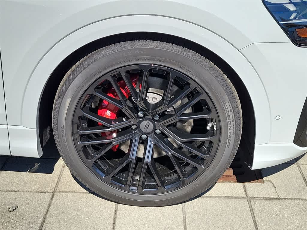 Thumbnail: 2026 Audi SQ8 - 16