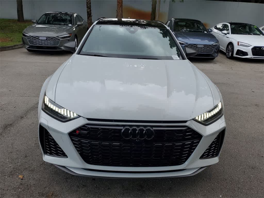 Thumbnail: 2025 Audi RS 6 - 14