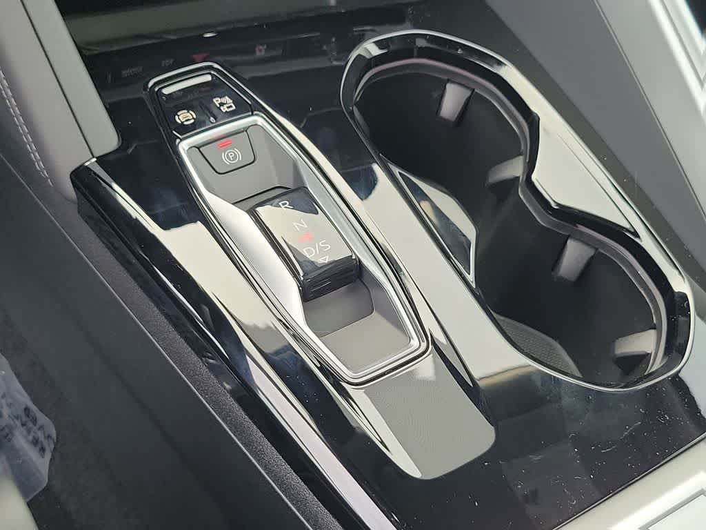 Thumbnail: 2025 Audi Q5 - 25