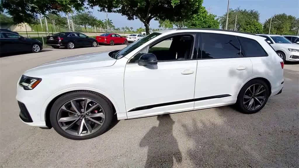 Thumbnail: 2023 Audi SQ7 - 5
