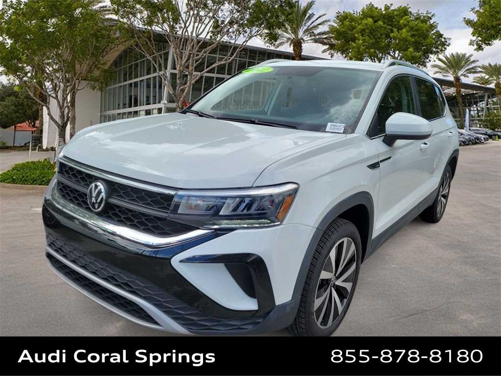 Thumbnail: 2022 Volkswagen Taos - 1