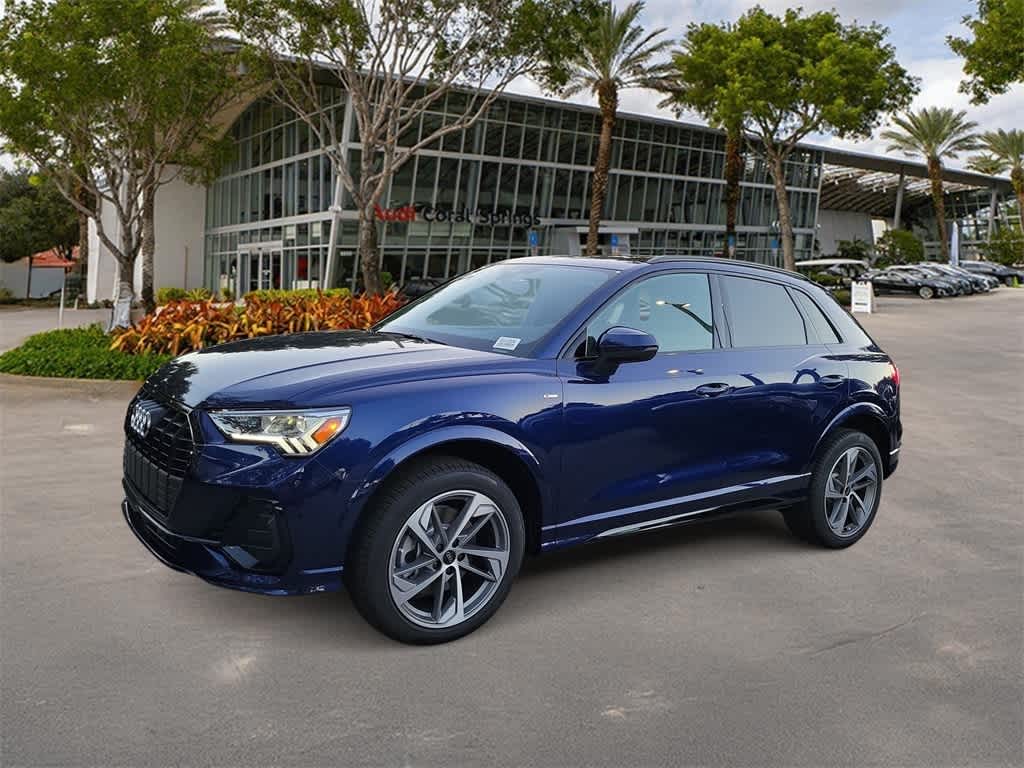 Thumbnail: 2025 Audi Q3 - 1