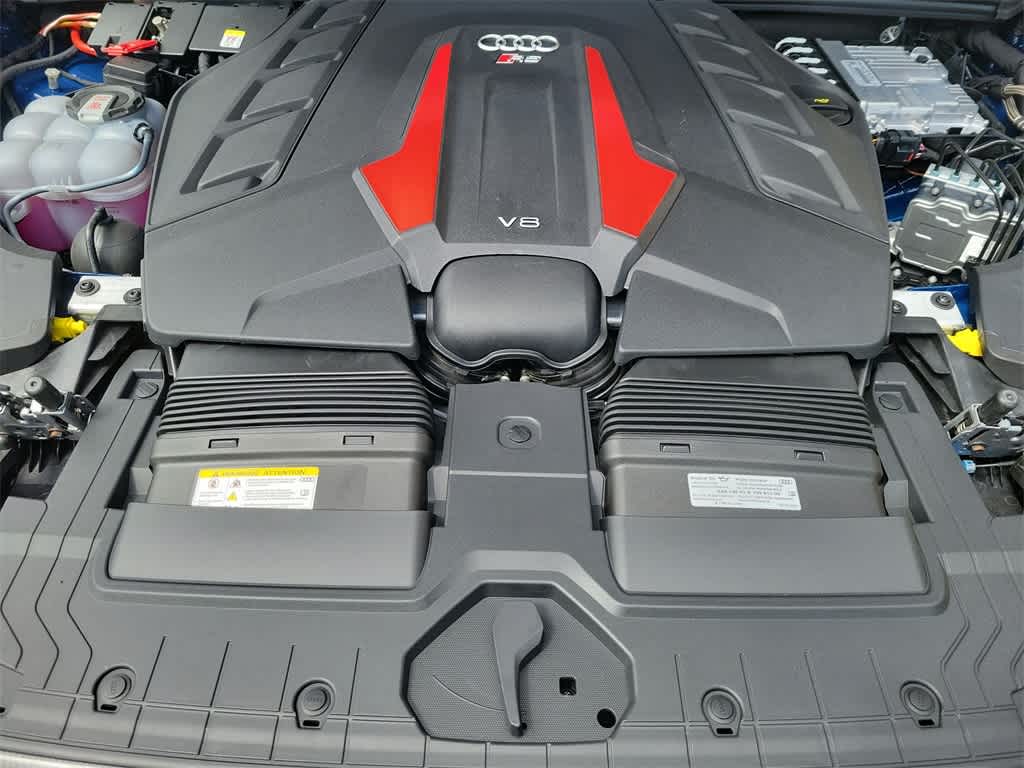 Thumbnail: 2025 Audi RS Q8 - 9