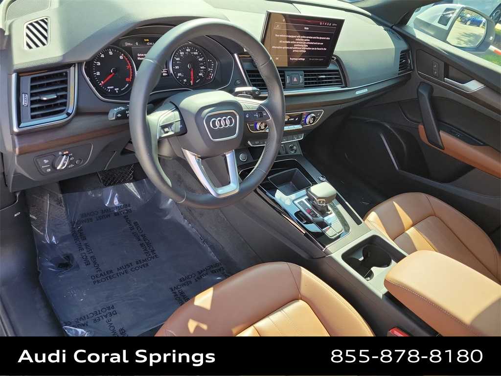 Thumbnail: 2023 Audi Q5 - 10