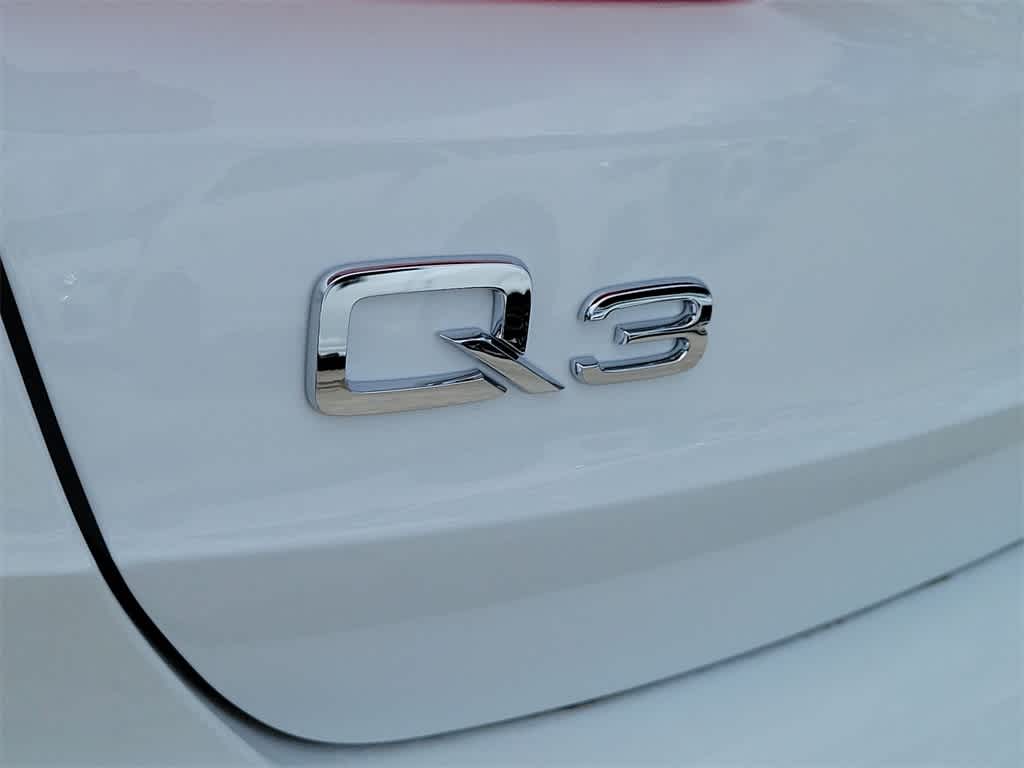 Thumbnail: 2025 Audi Q3 - 15
