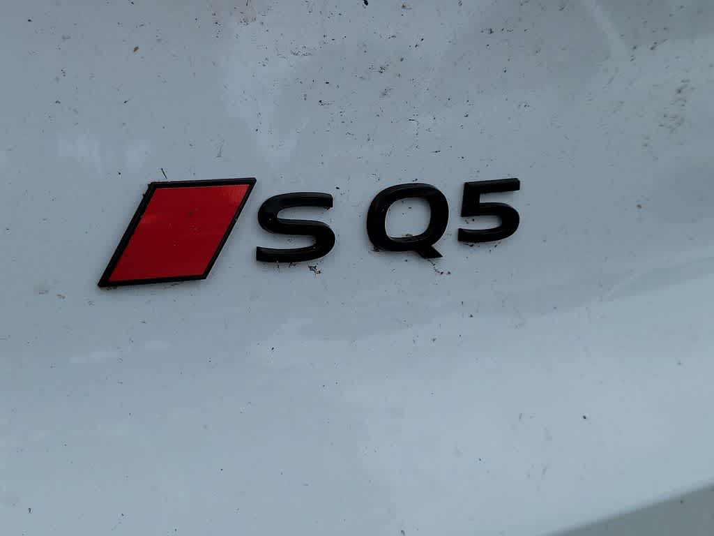 Thumbnail: 2026 Audi SQ5 - 15