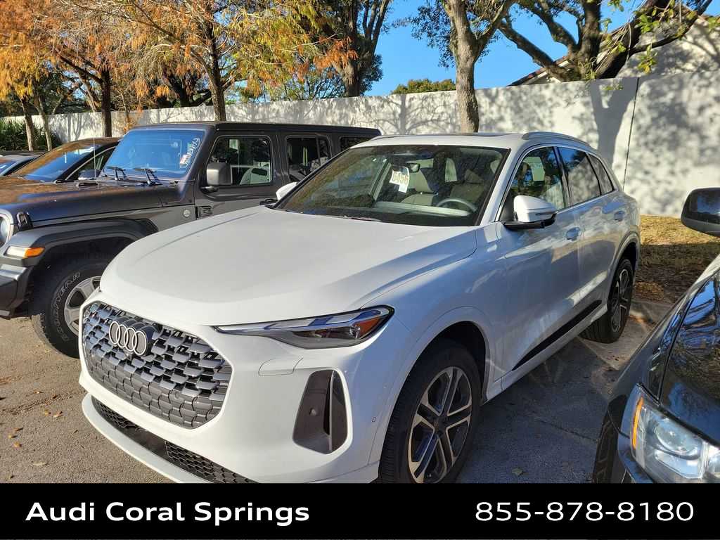 Thumbnail: 2025 Audi Q5 - 3