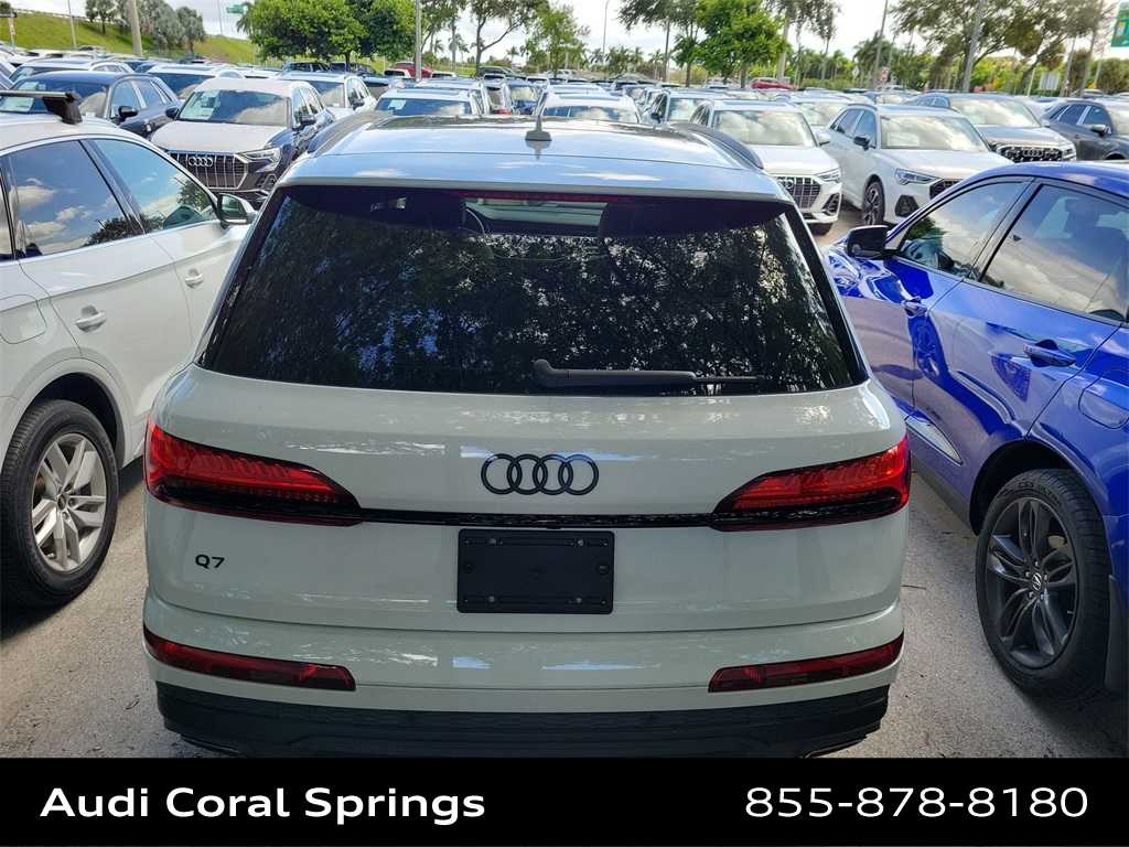 Thumbnail: 2025 Audi Q7 - 15