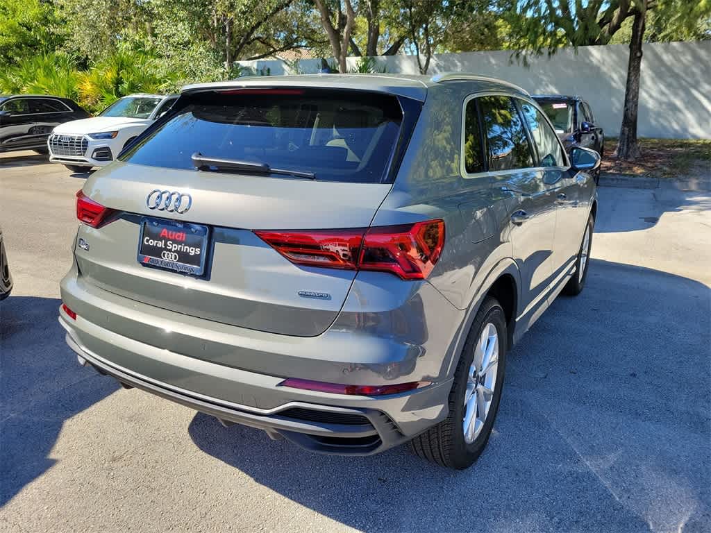 Thumbnail: 2025 Audi Q3 - 8