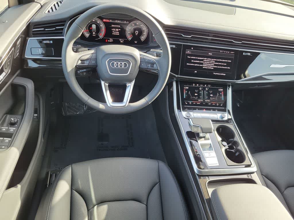 Thumbnail: 2026 Audi Q7 - 10