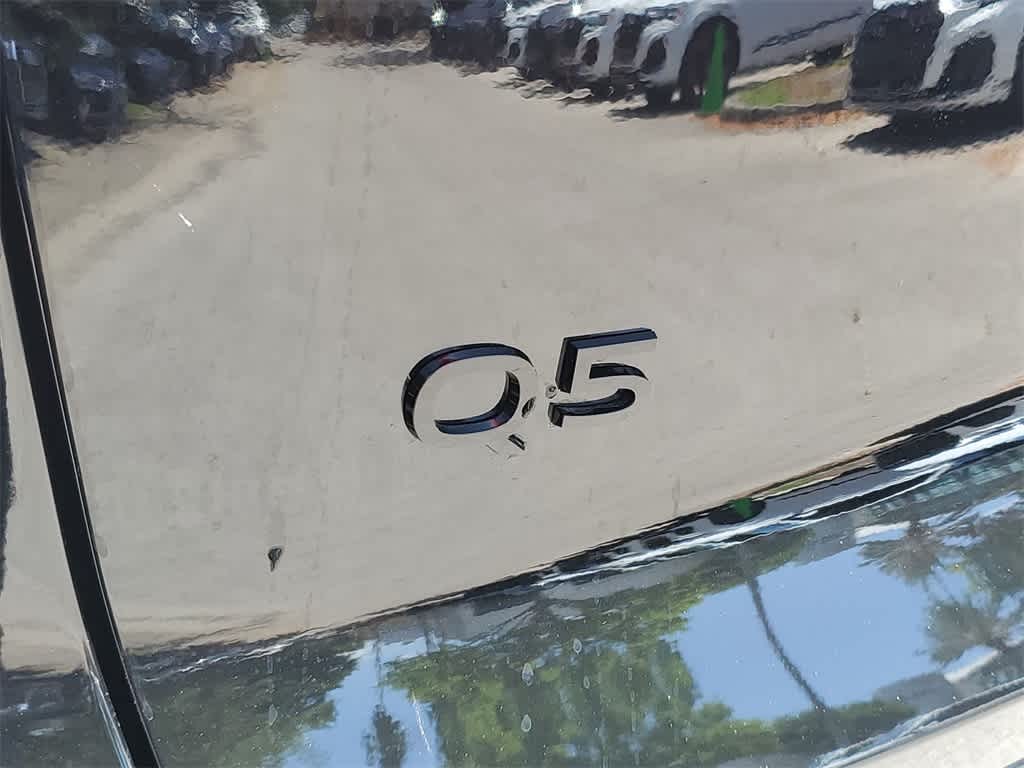 Thumbnail: 2025 Audi Q5 - 15