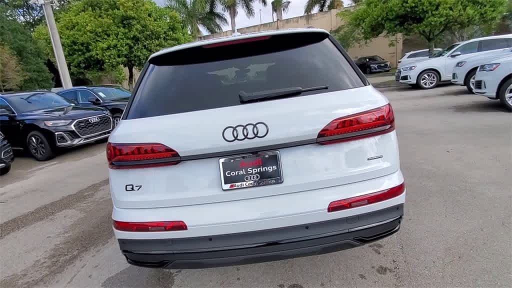 Thumbnail: 2023 Audi Q7 - 7