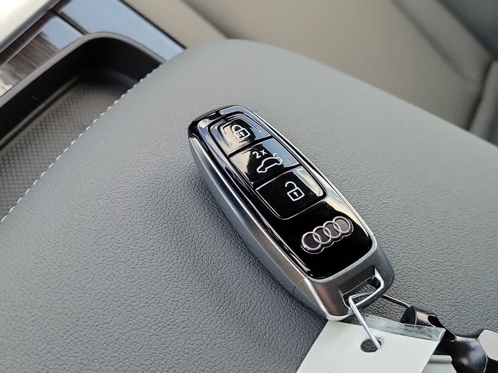 Thumbnail: 2026 Audi Q7 - 20