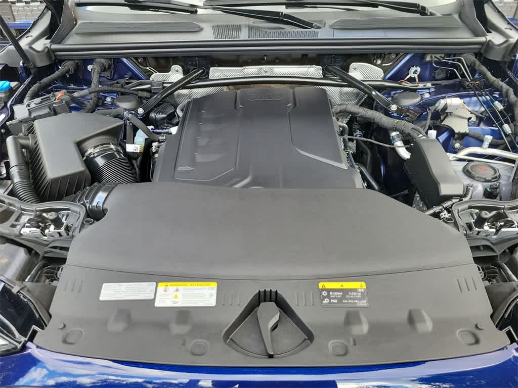 Thumbnail: 2025 Audi Q5 - 9