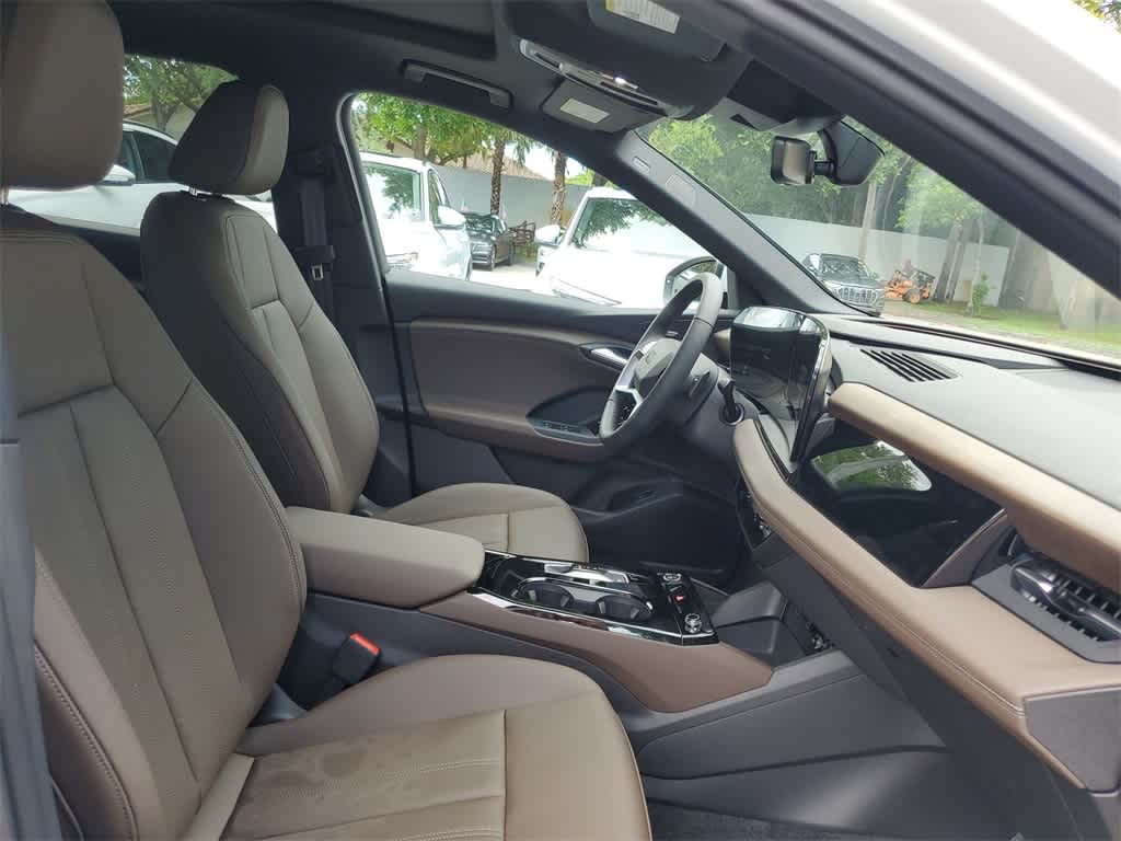 2025 Audi Q6 e-tron Premium Plus 22