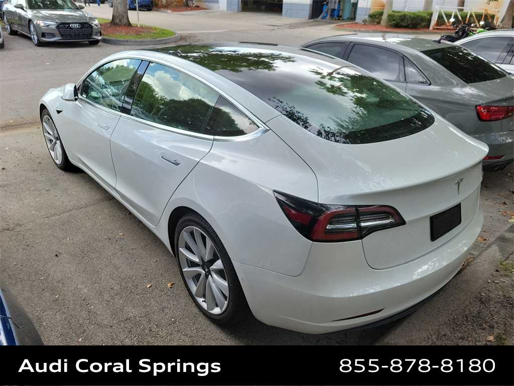 Thumbnail: 2020 Tesla Model 3 - 19