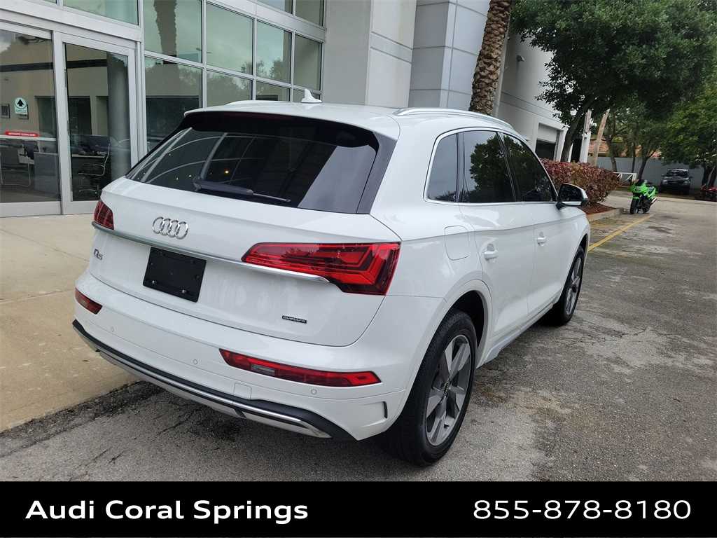 Thumbnail: 2023 Audi Q5 - 8