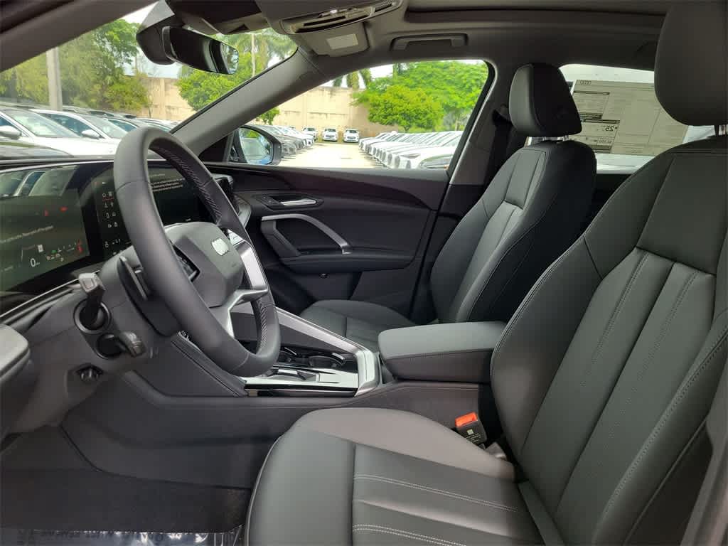 Thumbnail: 2025 Audi Q5 - 11