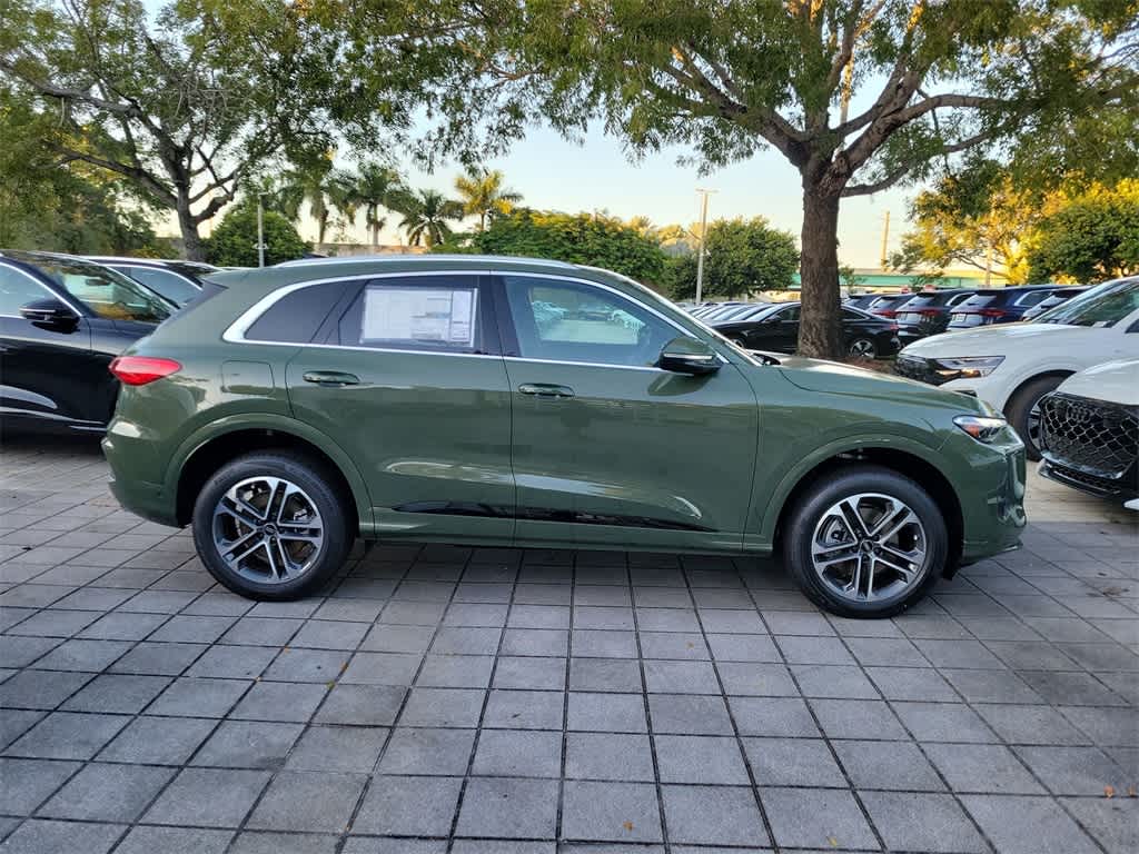 Thumbnail: 2025 Audi Q5 - 9