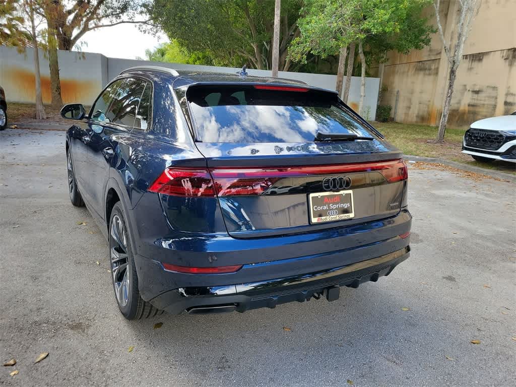Thumbnail: 2026 Audi Q8 - 6