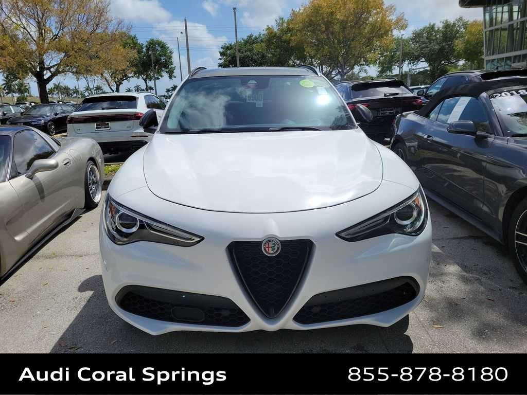 Thumbnail: 2019 Alfa Romeo Stelvio - 9