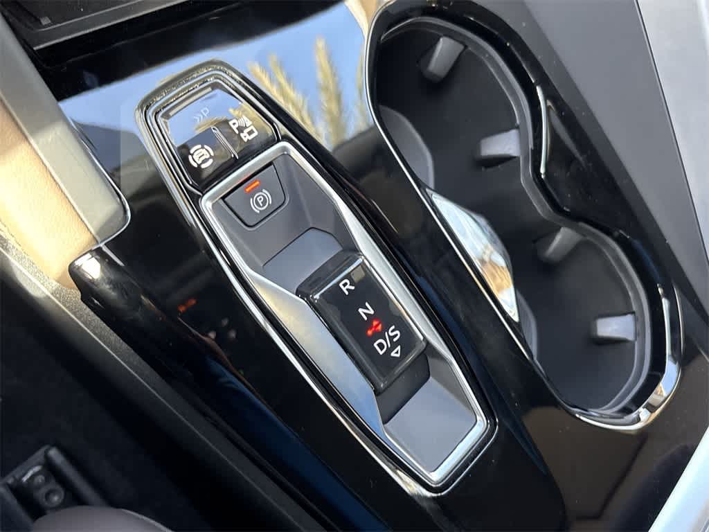 Thumbnail: 2025 Audi Q5 - 31