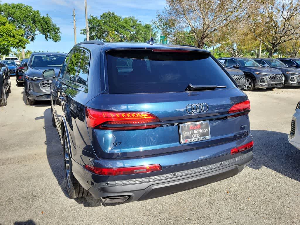 Thumbnail: 2026 Audi Q7 - 6