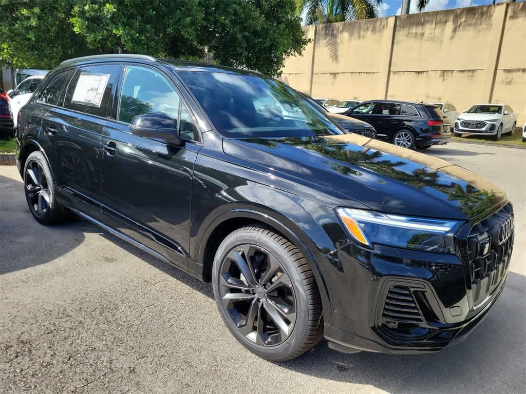 Thumbnail: 2026 Audi Q7 - 6