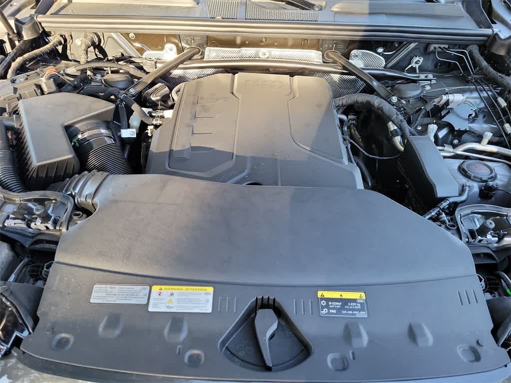 Thumbnail: 2025 Audi Q5 - 9