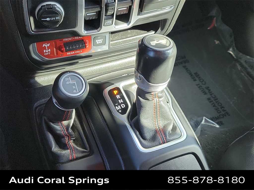 Thumbnail: 2020 Jeep Wrangler - 17