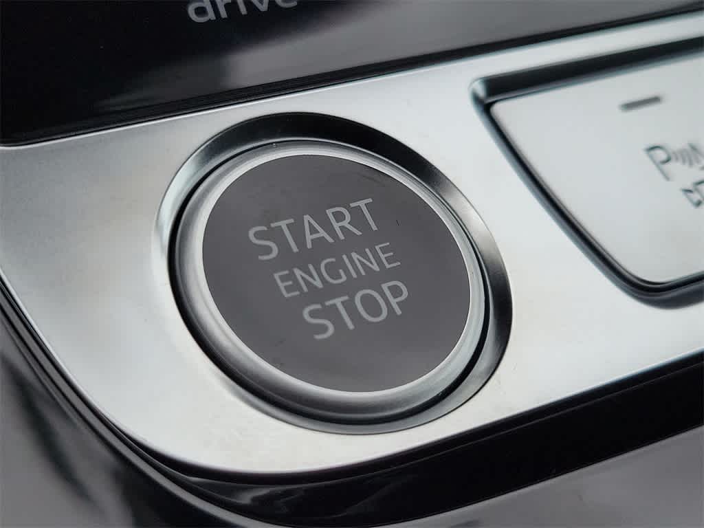 Thumbnail: 2026 Audi Q8 - 19