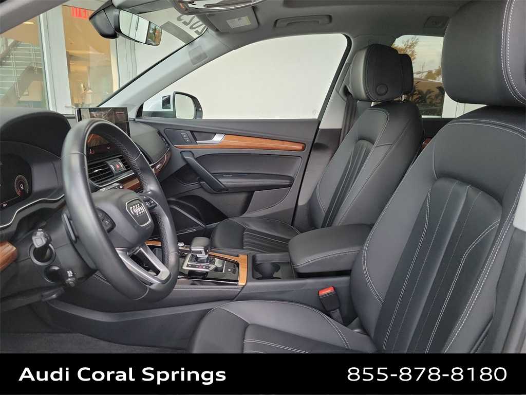 Thumbnail: 2023 Audi Q5 - 11