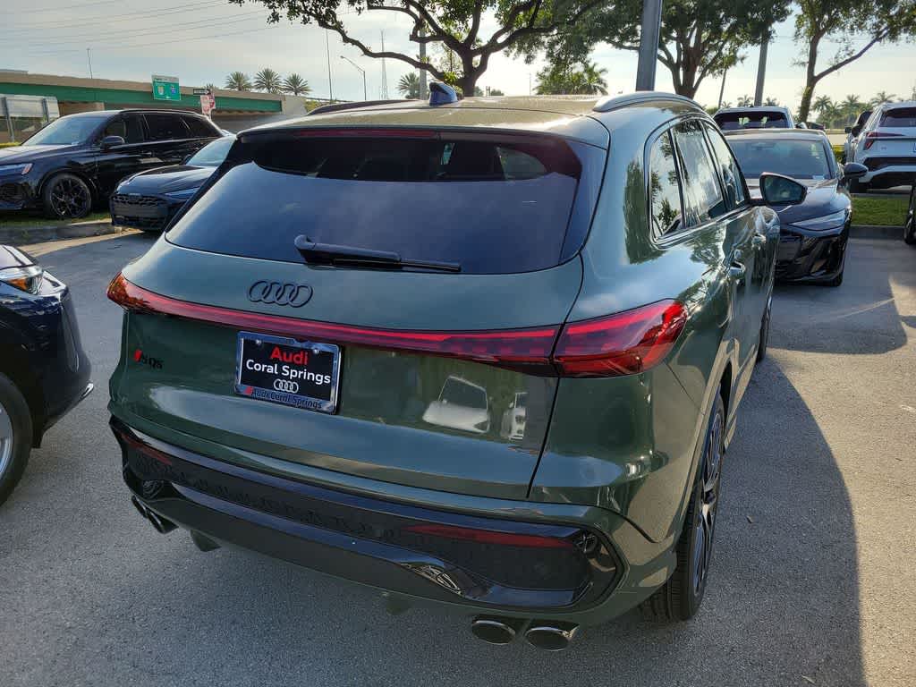Thumbnail: 2026 Audi SQ5 - 4