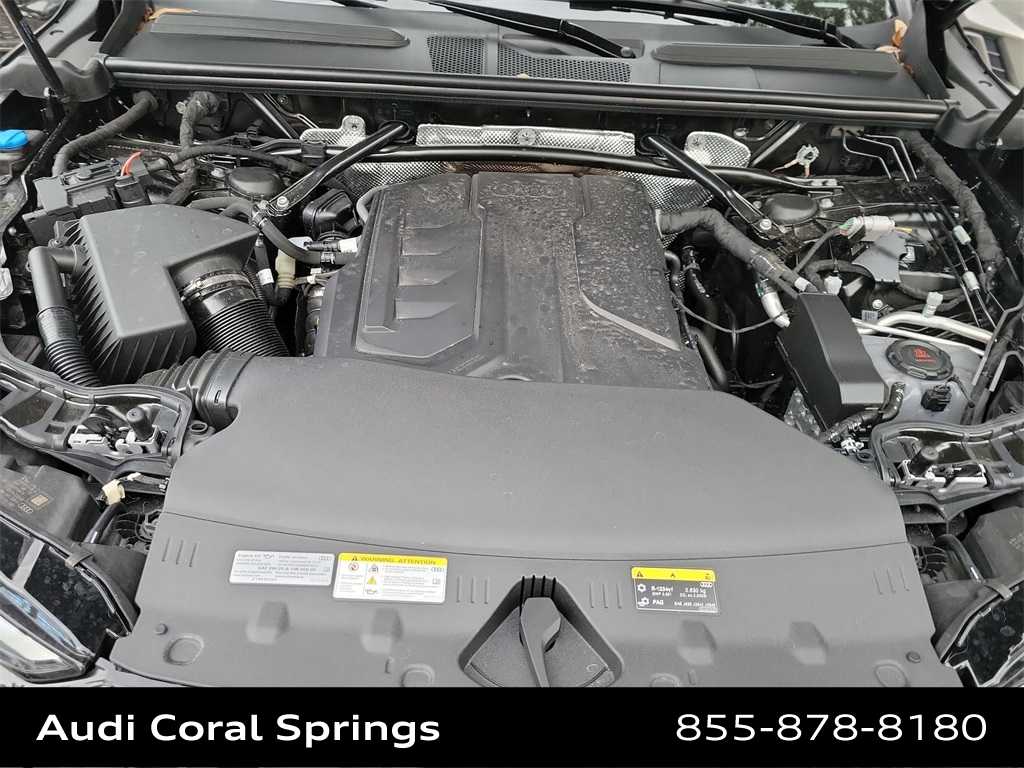 Thumbnail: 2025 Audi Q5 - 17