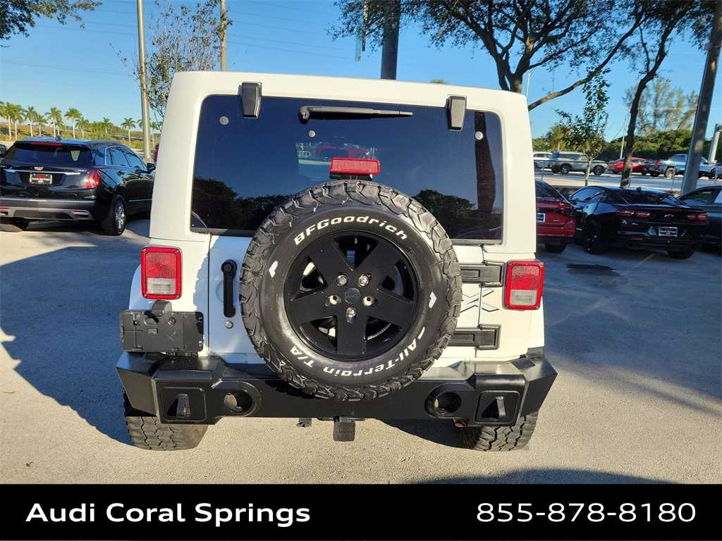 Thumbnail: 2015 Jeep Wrangler - 7