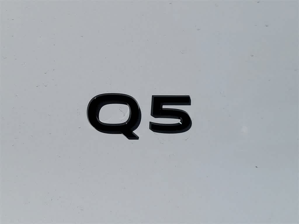 Thumbnail: 2025 Audi Q5 - 15