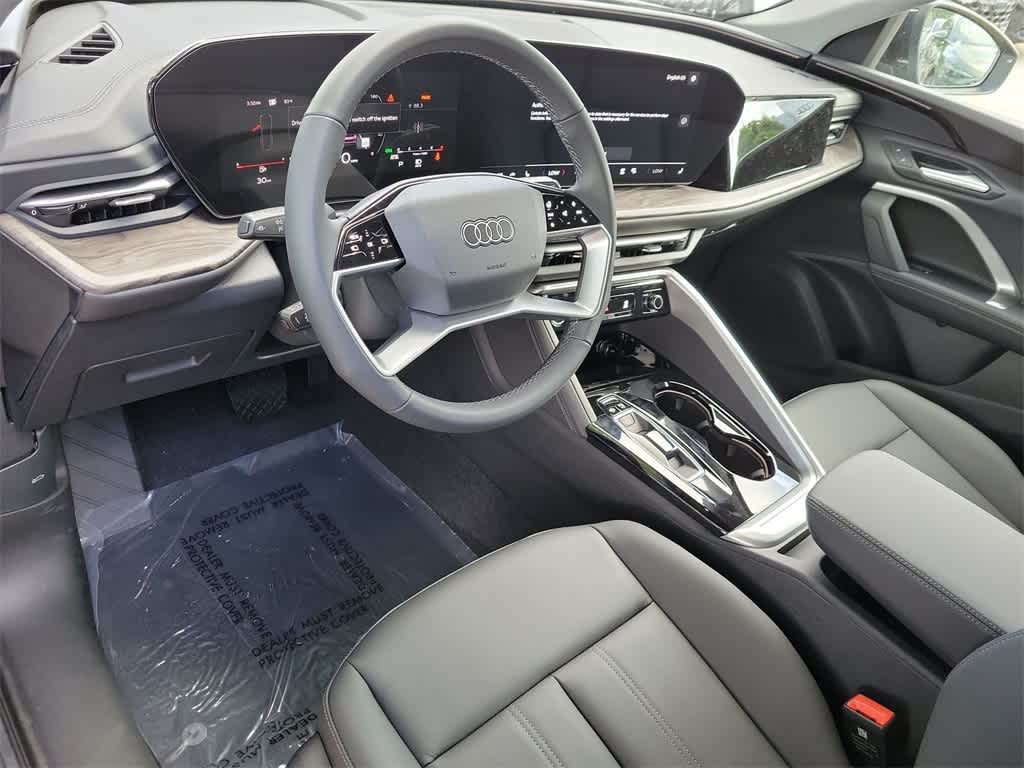 Thumbnail: 2025 Audi Q5 - 2