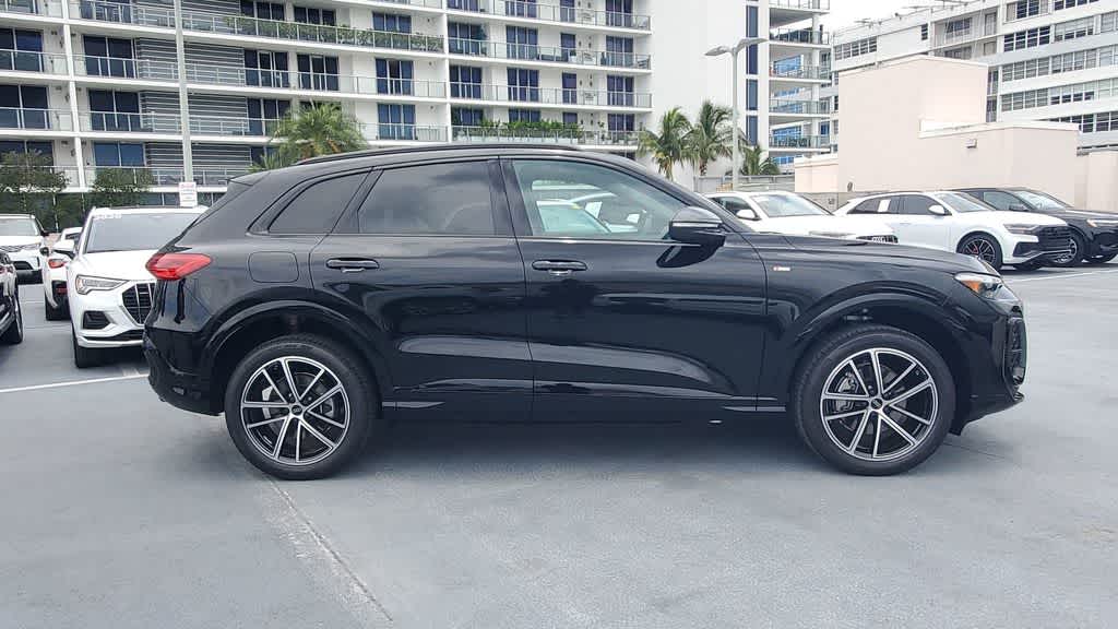 Thumbnail: 2026 Audi Q5 - 7