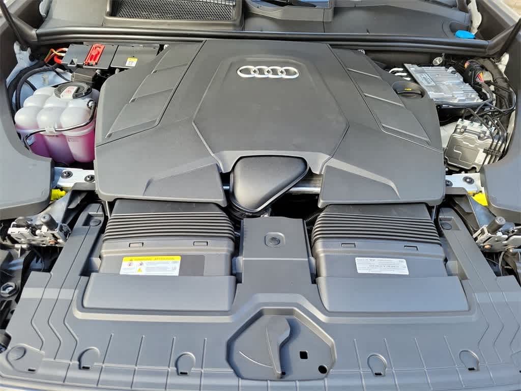 Thumbnail: 2026 Audi Q8 - 17