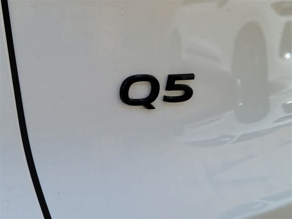 Thumbnail: 2025 Audi Q5 - 15