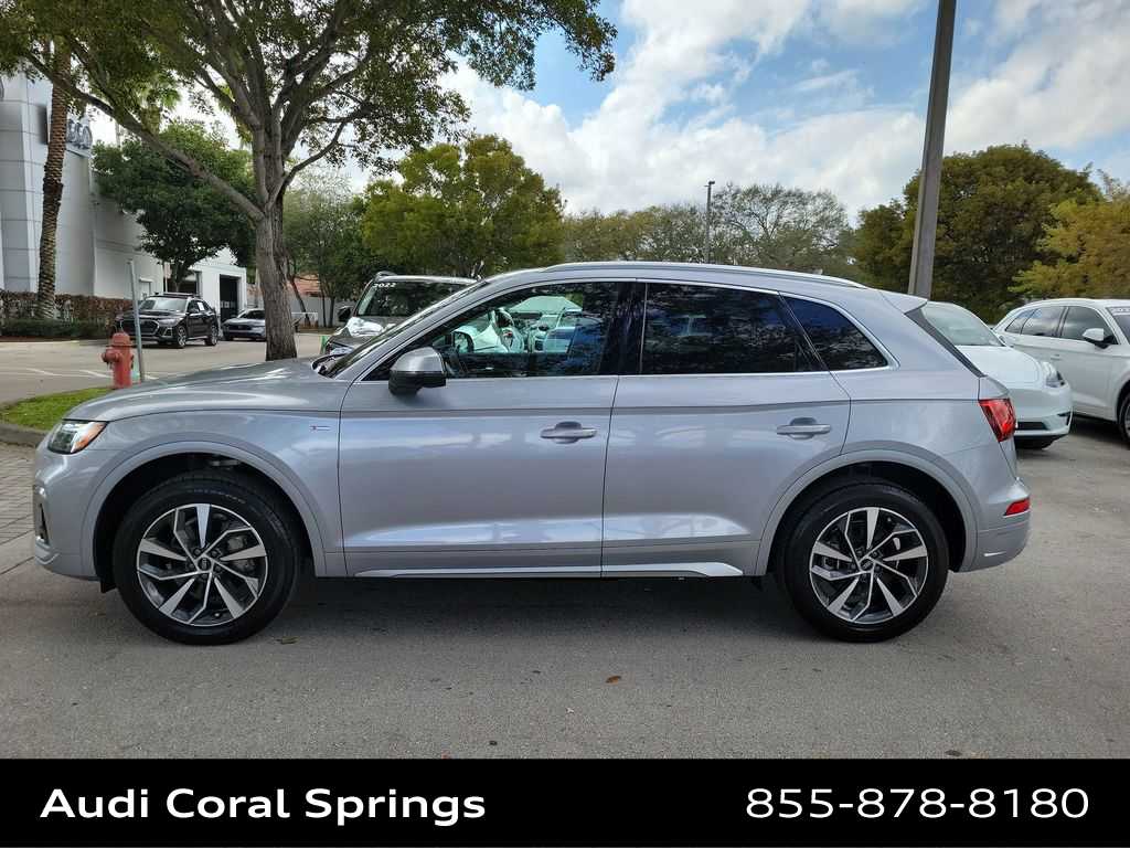 Thumbnail: 2023 Audi Q5 - 11