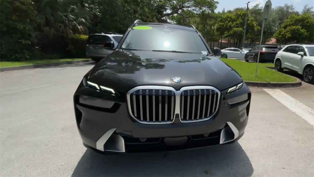 2023 BMW X7 xDrive40i 3