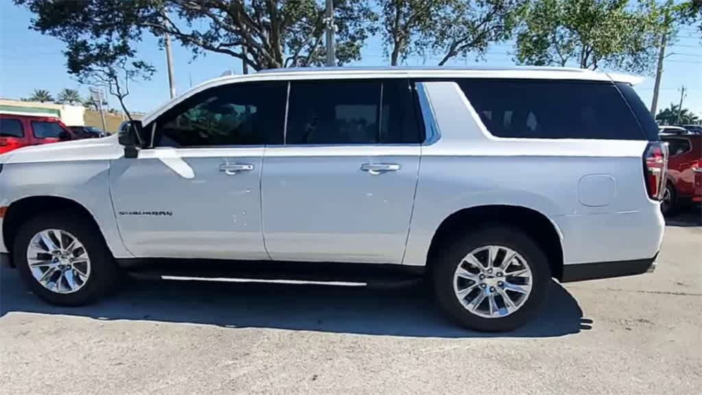 Thumbnail: 2021 Chevrolet Suburban - 5