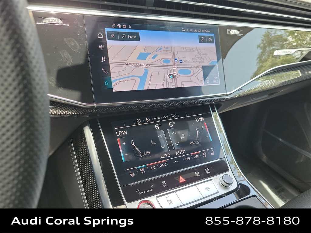 Thumbnail: 2023 Audi SQ7 - 24