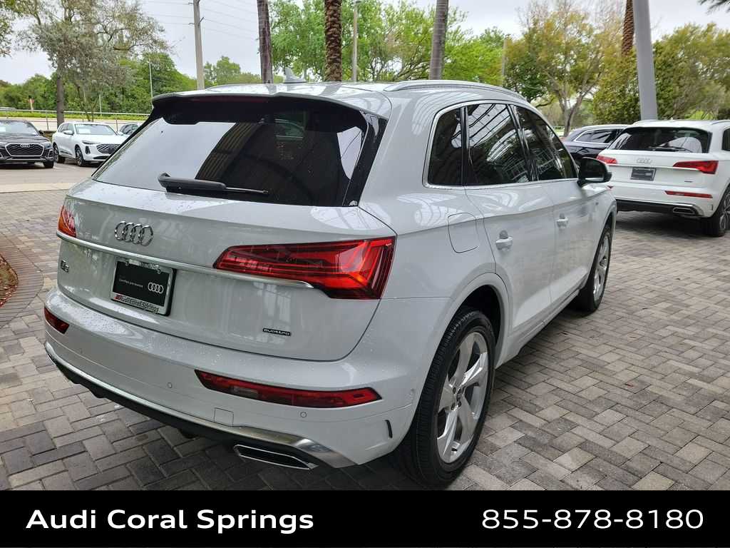 Thumbnail: 2023 Audi Q5 - 8