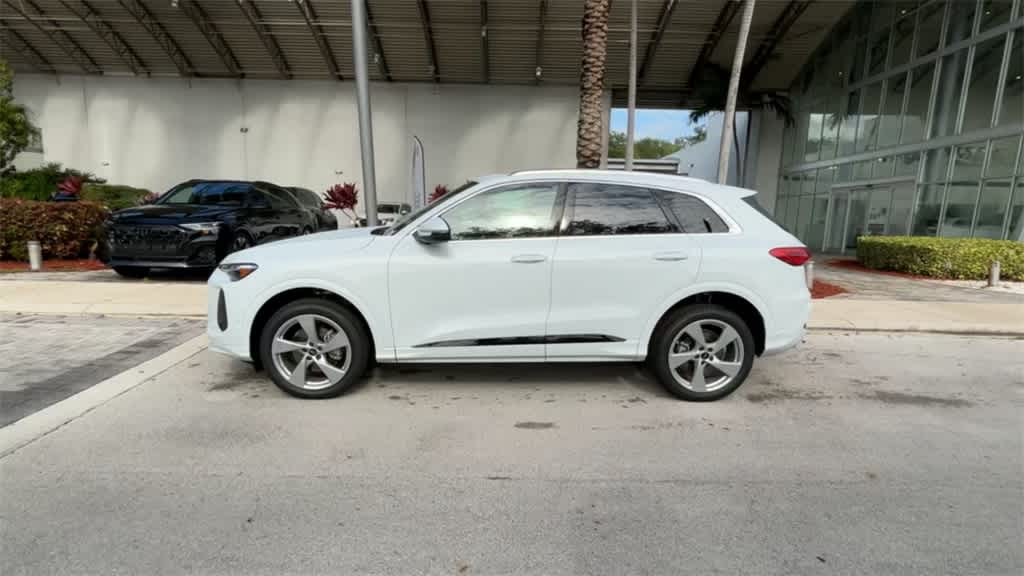 Thumbnail: 2025 Audi Q5 - 5