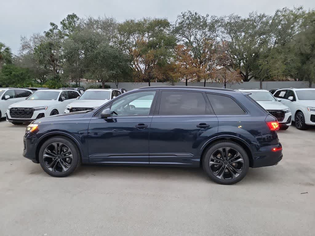 Thumbnail: 2026 Audi Q7 - 11
