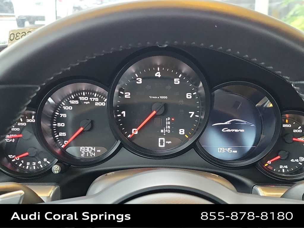 Thumbnail: 2017 Porsche 911 - 18