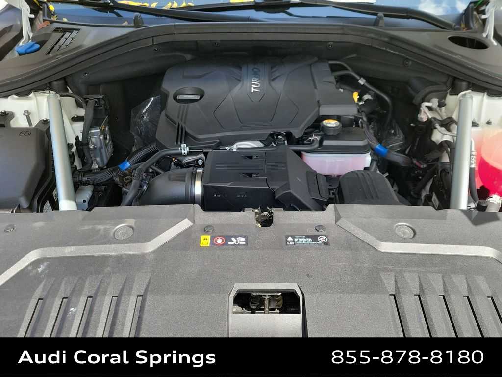 Thumbnail: 2022 Genesis GV70 - 17